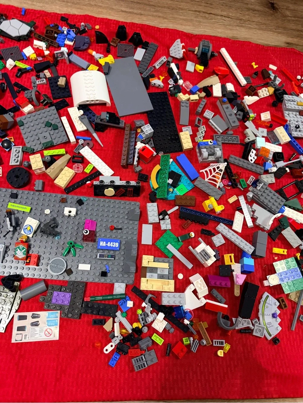 Huge lot of mixed Legos Mario kart, fighter etc w wicked , minifigure
